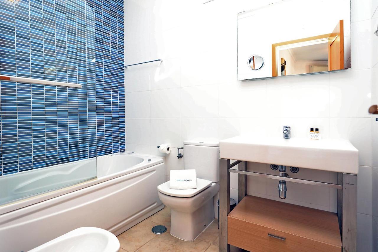 A68 - Palmeiras Paz Apartment Лагос Екстериор снимка