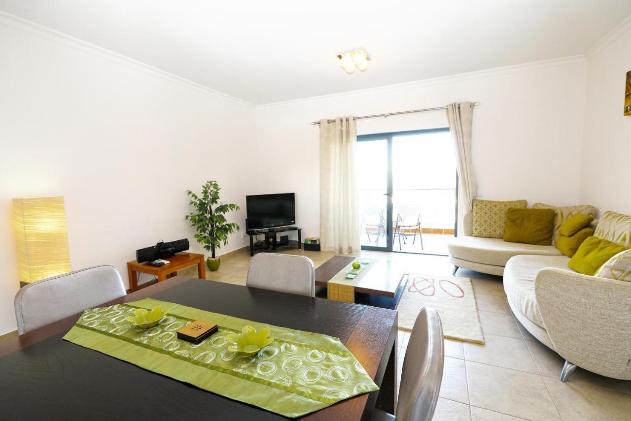 A68 - Palmeiras Paz Apartment Лагос Екстериор снимка