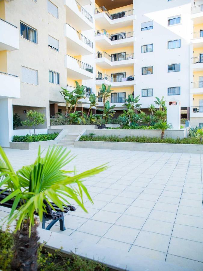 A68 - Palmeiras Paz Apartment Лагос Екстериор снимка