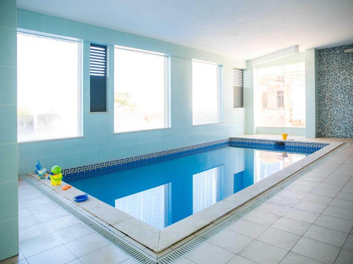A68 - Palmeiras Paz Apartment Лагос Екстериор снимка